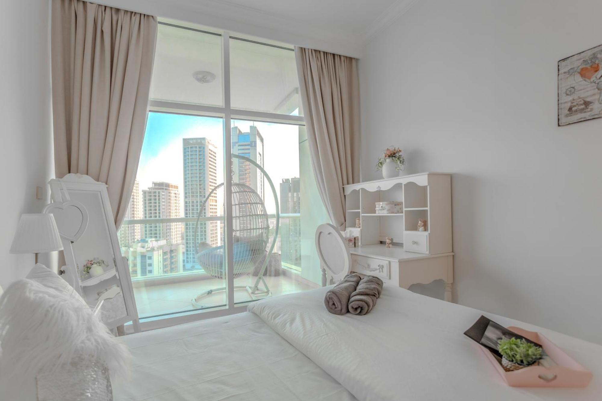Elegant 2 Bedroom In Marina- Just 1 Min Walk From Jbr