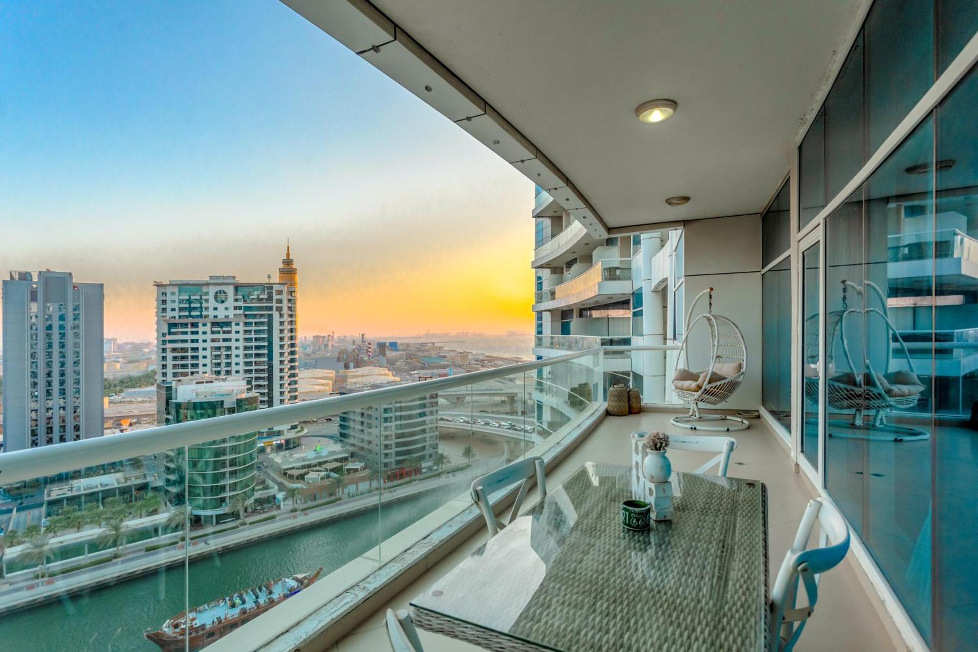 Apartment Elegant 2 Bedroom In Marina- Just 1 Min Walk From Jbr Dubai