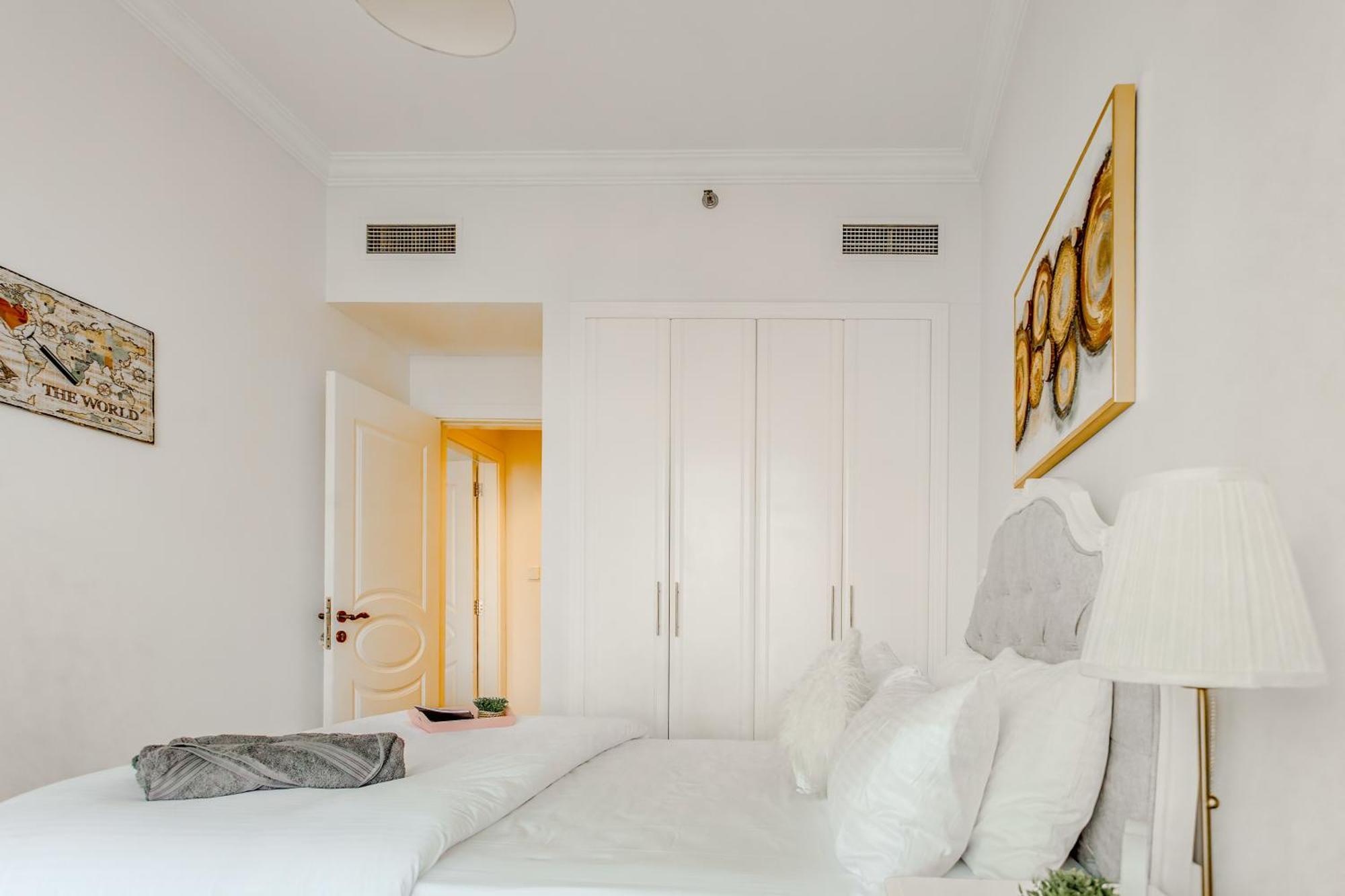 Elegant 2 Bedroom In Marina- Just 1 Min Walk From Jbr Dubai