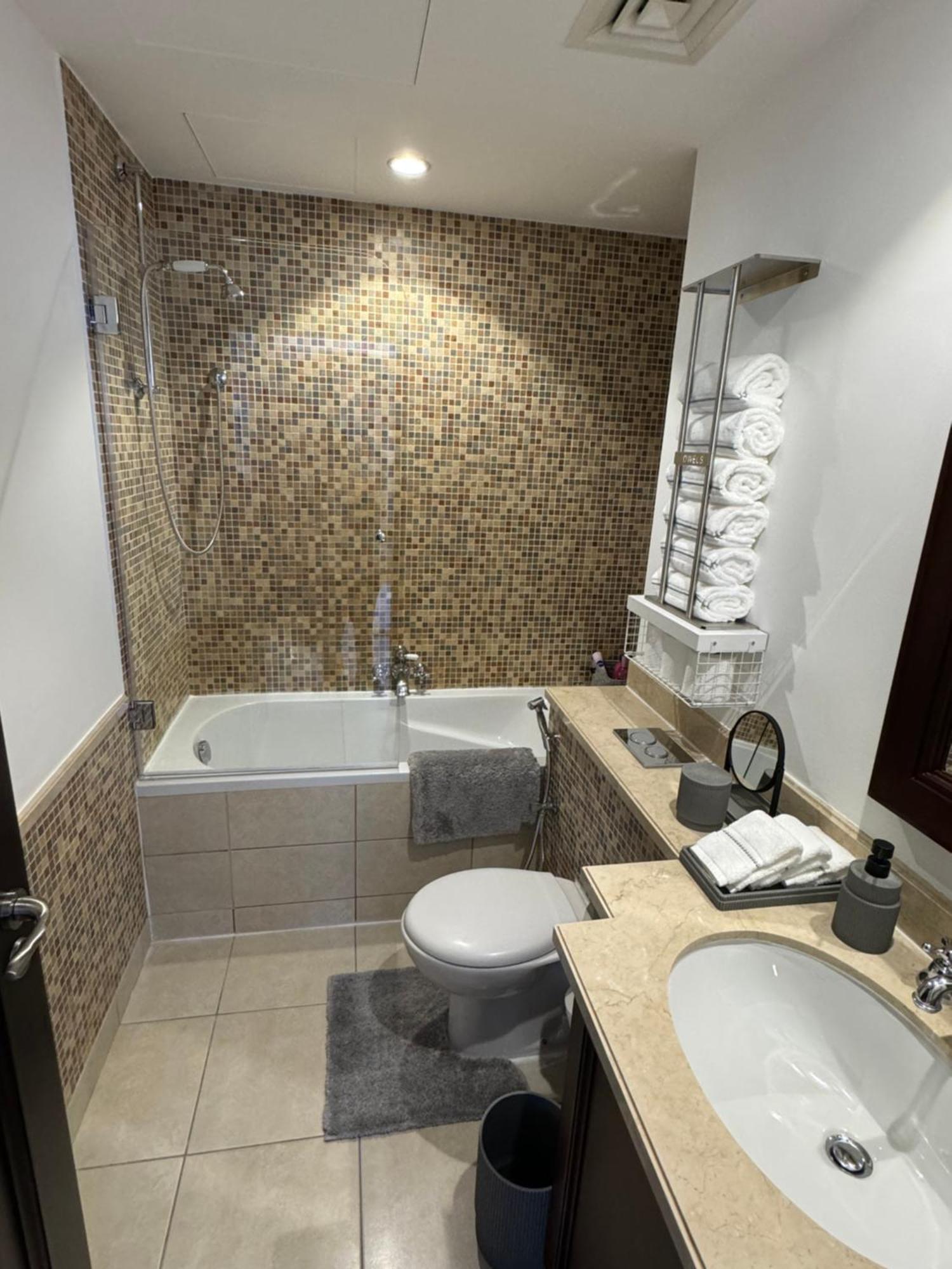 Apartment Lux Burj Khalifa Views 2br Iconic Heart Of Direct Views The Location Mall Boulevard
