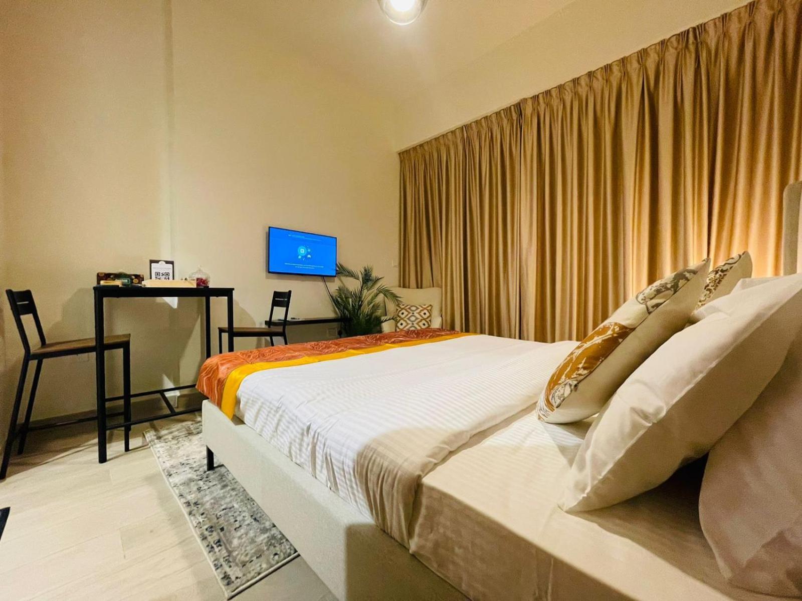 Apartamento Cozy Spacious Azizi 47