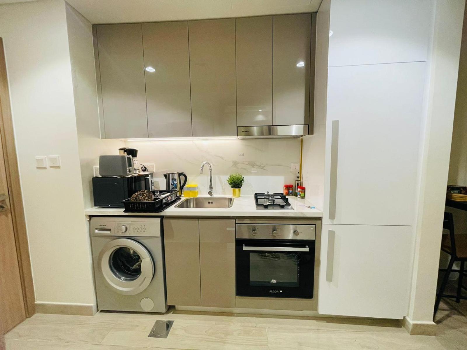 Apartamento Cozy Spacious Azizi 47 *