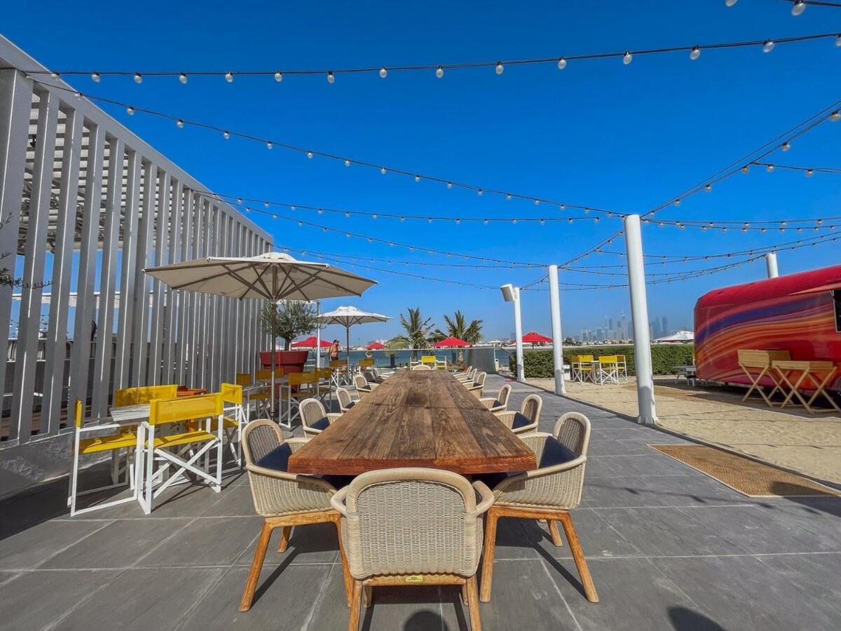 3 Bedroom That's Sleeps 5 With Amazing View In Palm Jumeirah Apartment Dubai