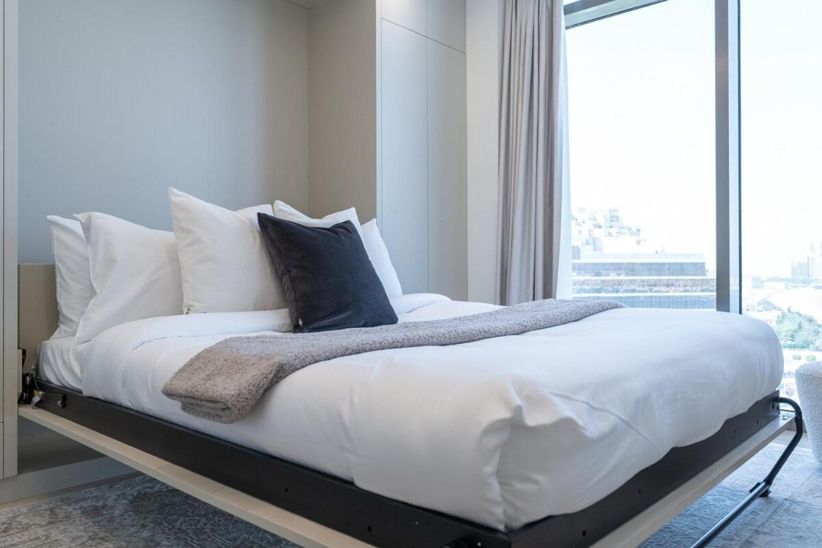 3 Bedroom That's Sleeps 5 With Amazing View In Palm Jumeirah *