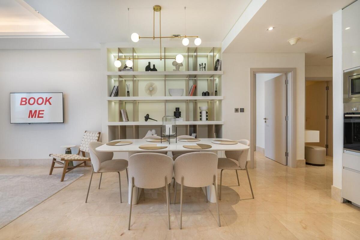 3 Bedroom That's Sleeps 5 With Amazing View In Palm Jumeirah *