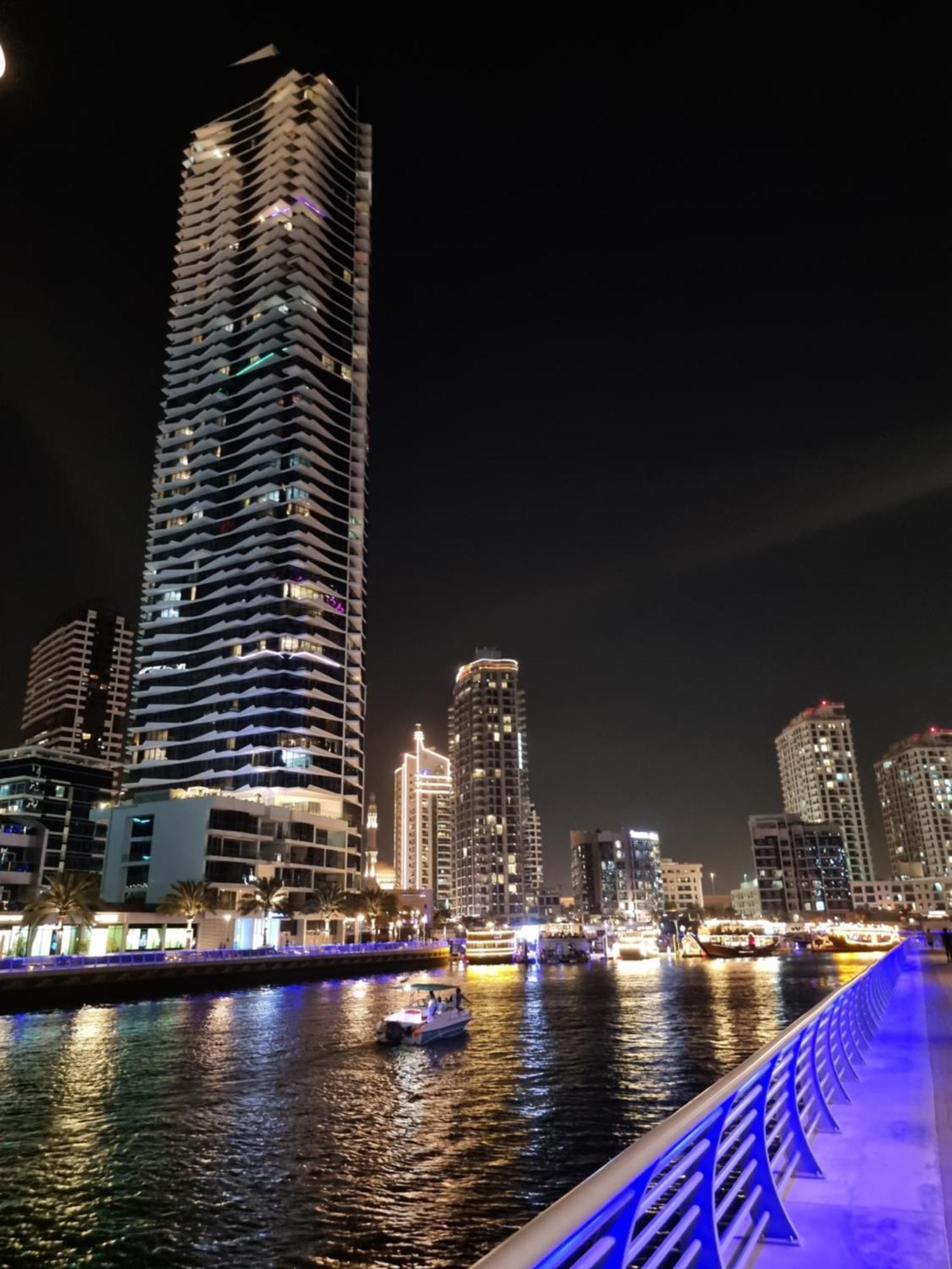 Stella Maris High Floor,stunning Skyline Views *