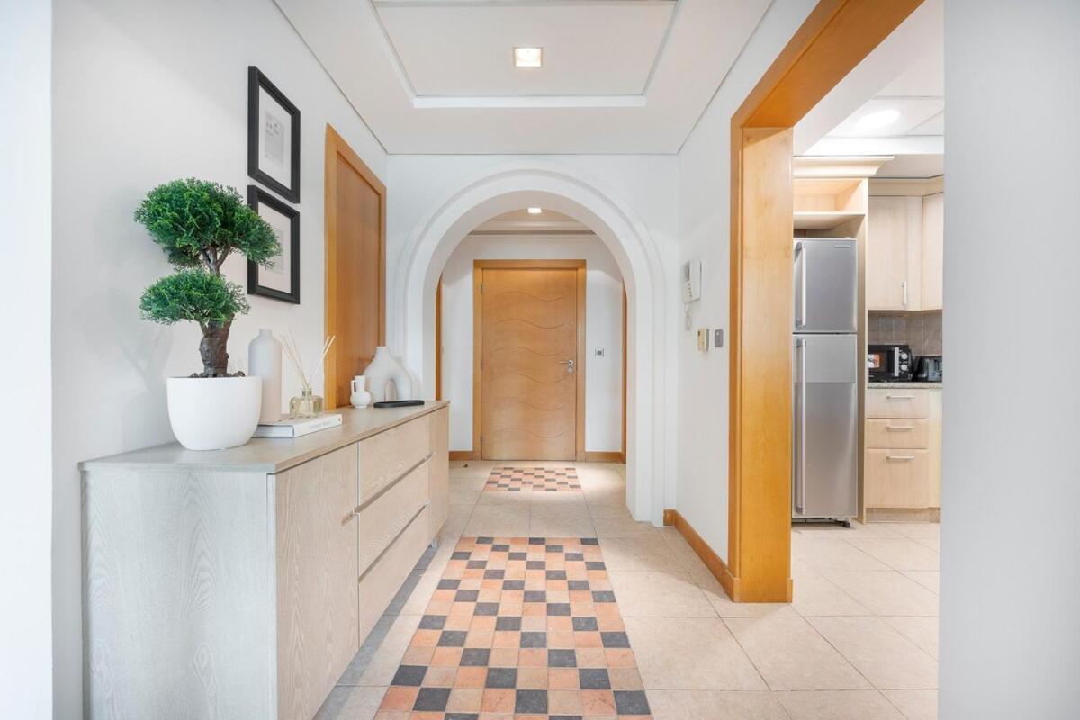 Apartment 3-bed Sleeps 7 In Palm Jumeirah