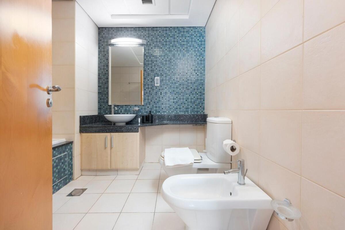 3-bed Sleeps 7 In Palm Jumeirah Apartment Dubai