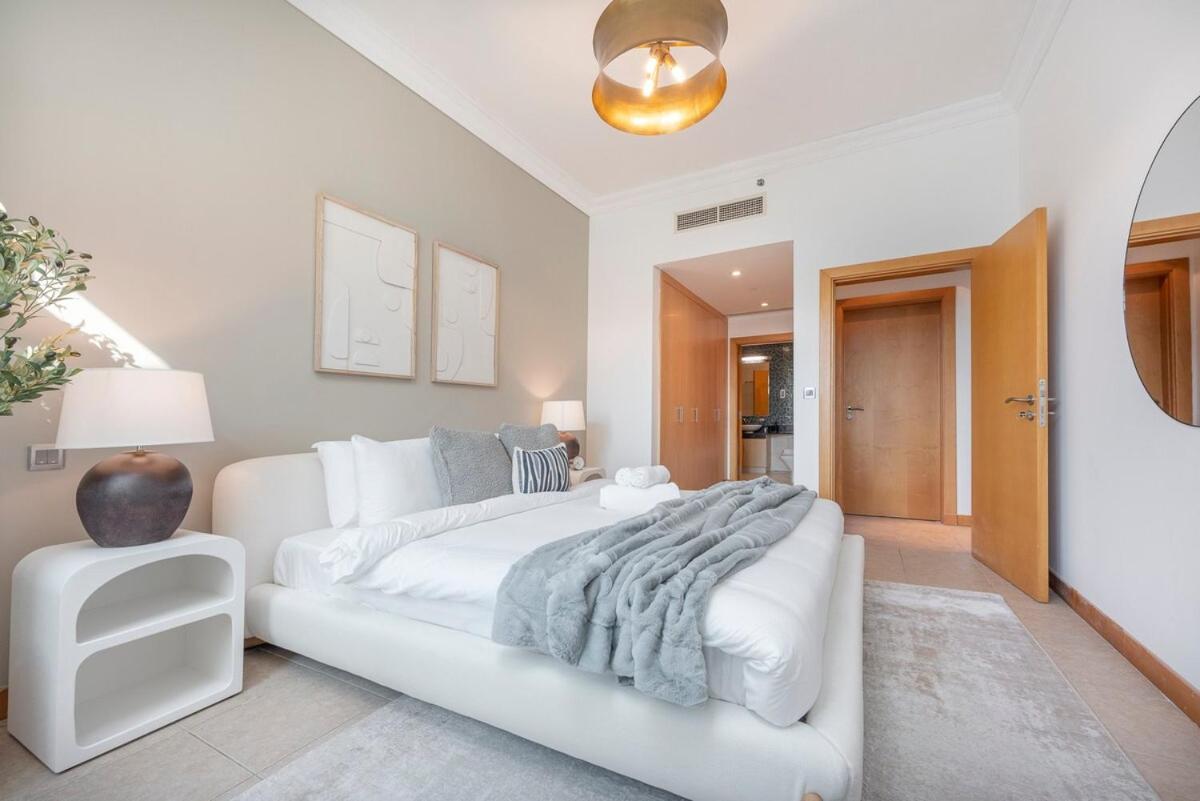 Apartment 3-bed Sleeps 7 In Palm Jumeirah *