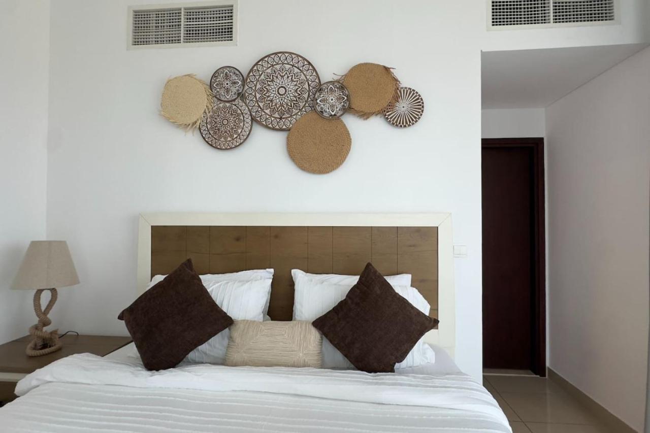 Apartment 1br High Floor At Boulevard 29 Near Mall By Vibel *