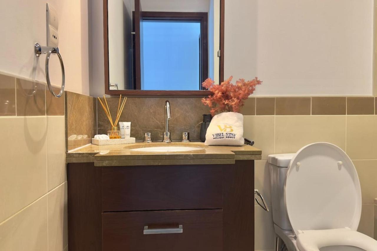 1br High Floor At Boulevard 29 Near Mall By Vibel Apartment