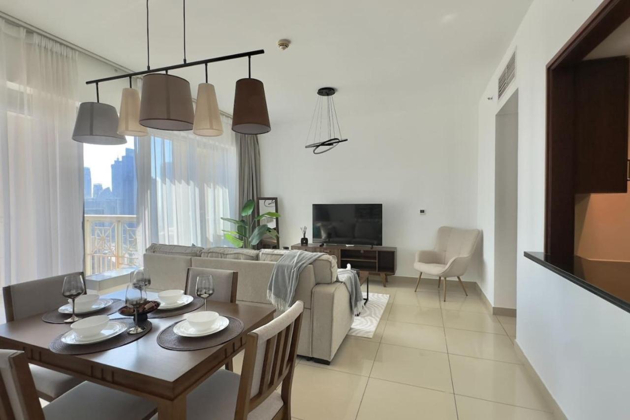 1br High Floor At Boulevard 29 Near Mall By Vibel Apartment *