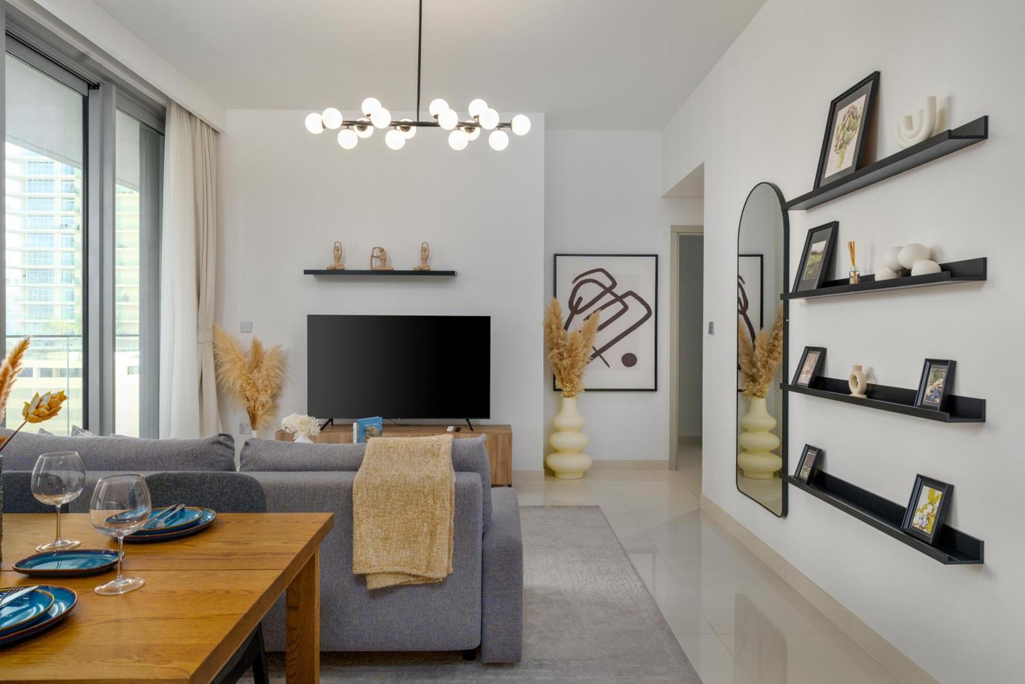 Daire White Sage Sun And 1br At Isle Emaar Beachfront Dubai
