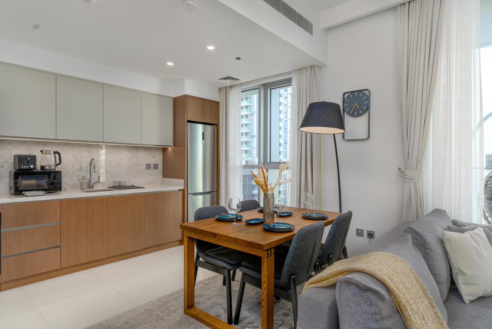 White Sage Sun And 1br At Isle Emaar Beachfront Daire *