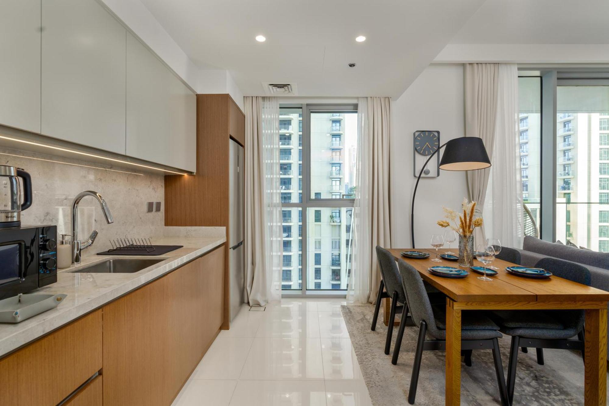 Daire White Sage Sun And 1br At Isle Emaar Beachfront Dubai