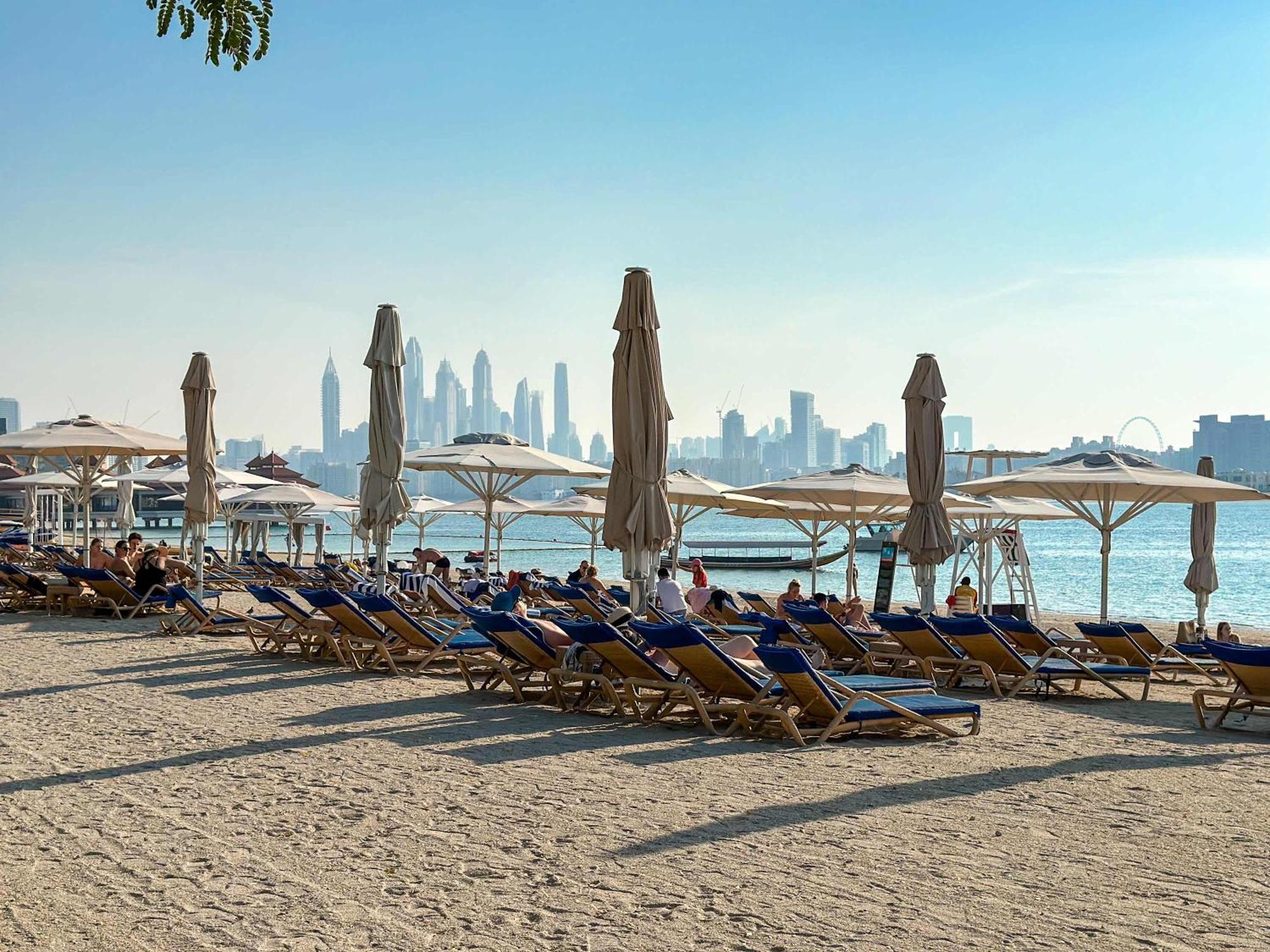 Elegantly Renovated 1br At 5 Star Dubai