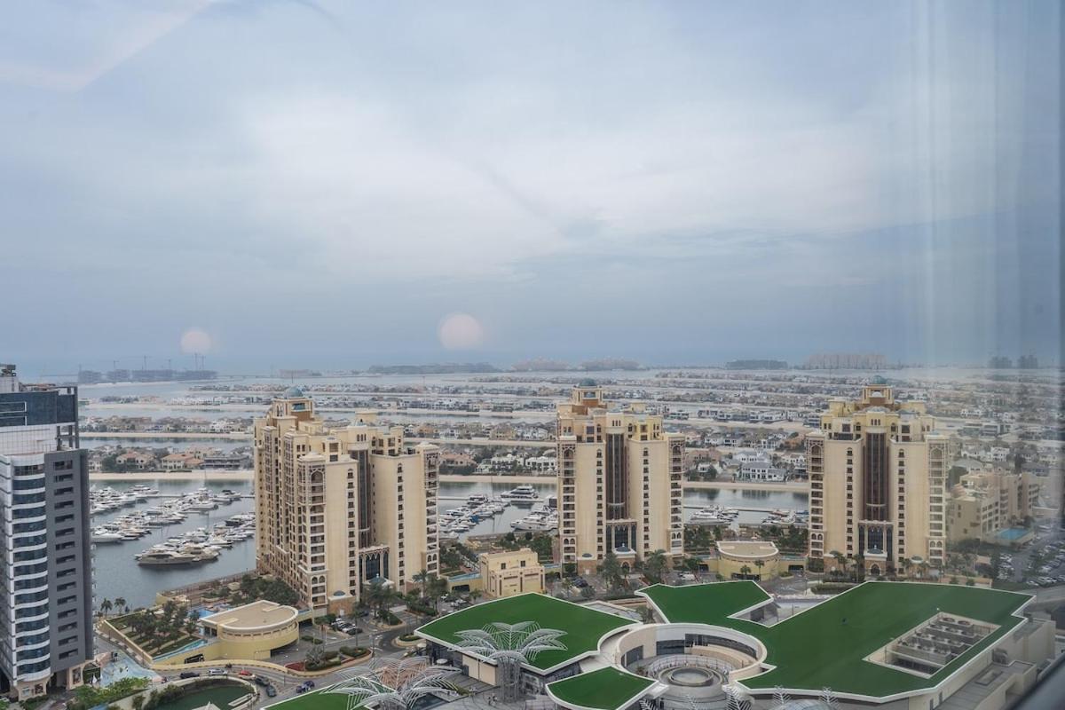 Serene Seaside Studio On Palm Jumeirah *