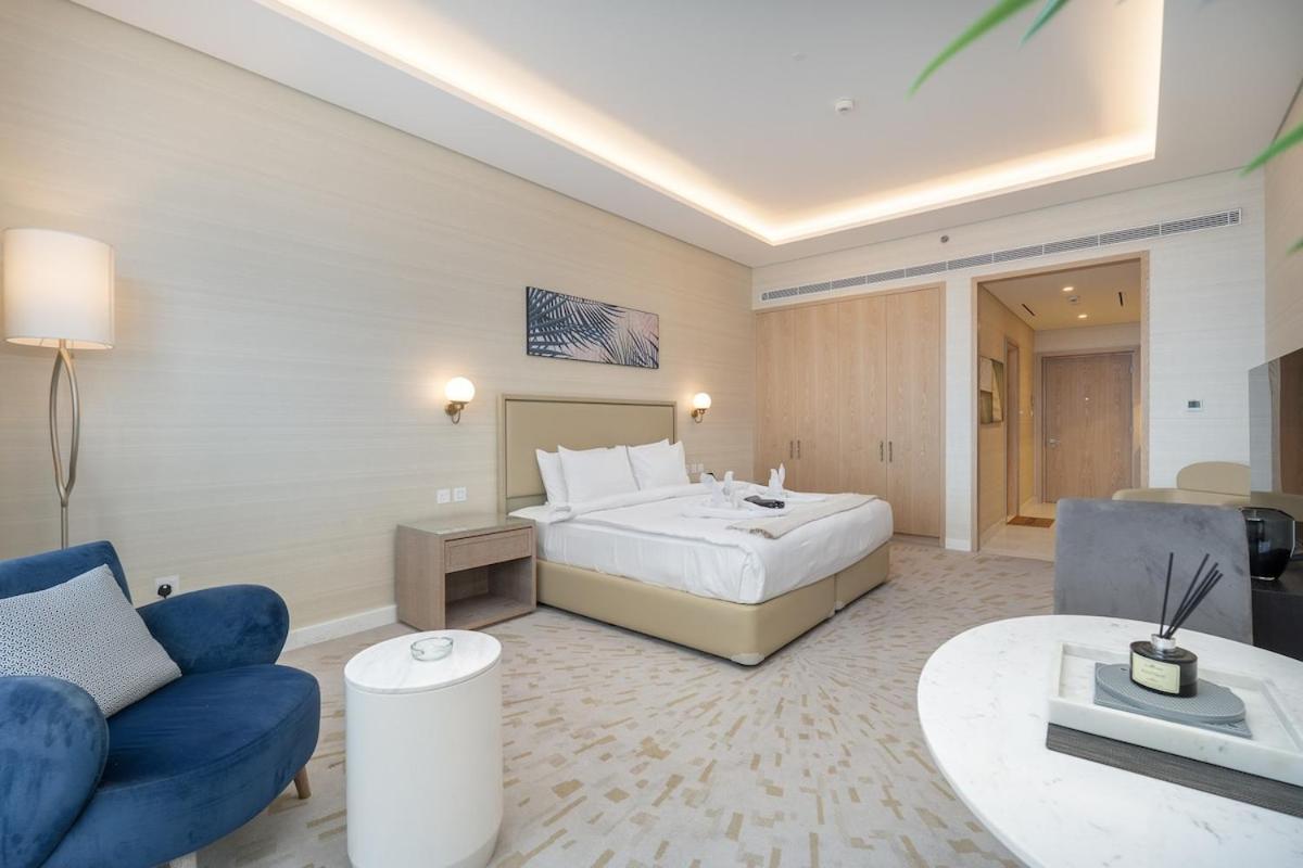 Serene Seaside Studio On Palm Jumeirah Apartment *