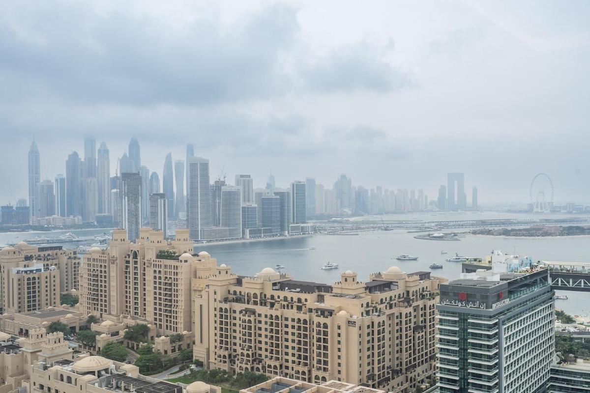 Serene Seaside Studio On Palm Jumeirah Apartment Dubai