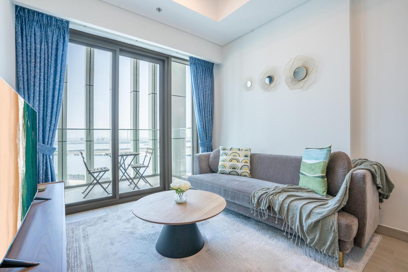 Apartment Rh - Stunning Canal View 01 Bedroom With Amenities, Newly Furnished *