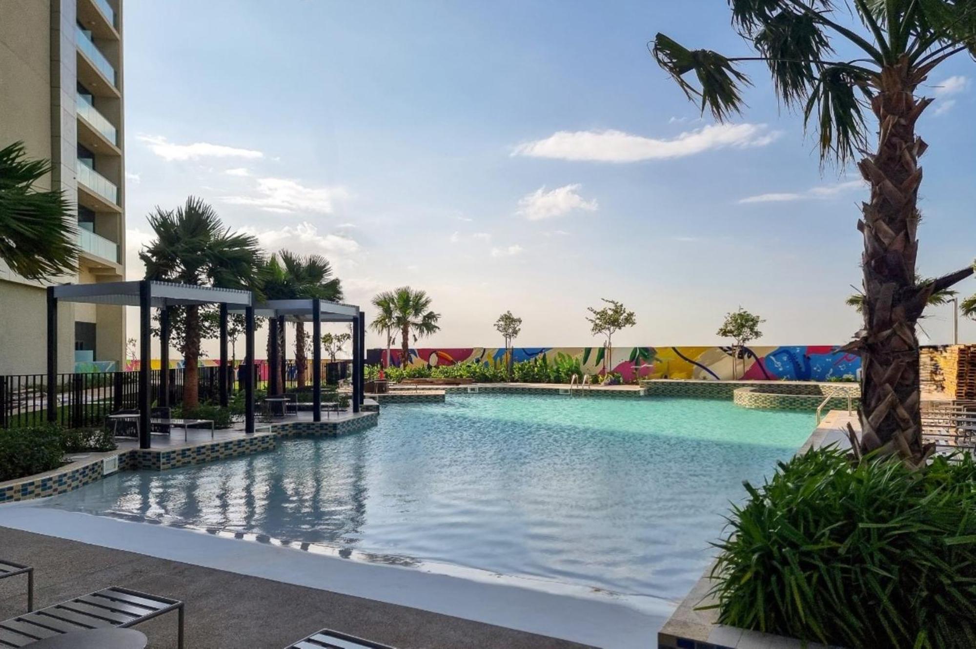 Exclusive Stylish 2br With Peaceful Views By Deluxe Homes * Dubai