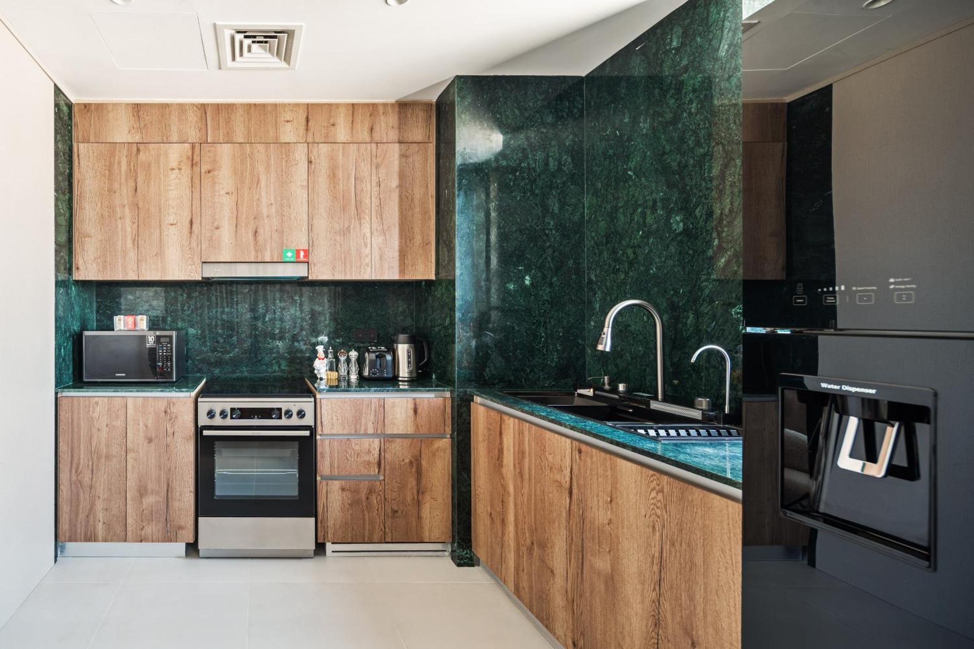 Apartment Family Friendly Luxurious Waterfront - By Dustay Dubai