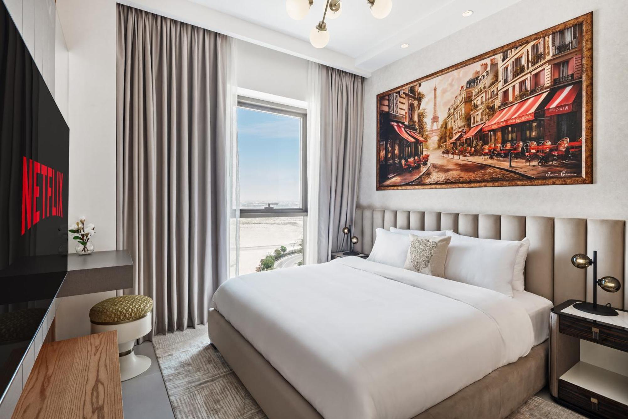 Family Friendly Luxurious Waterfront - By Dustay