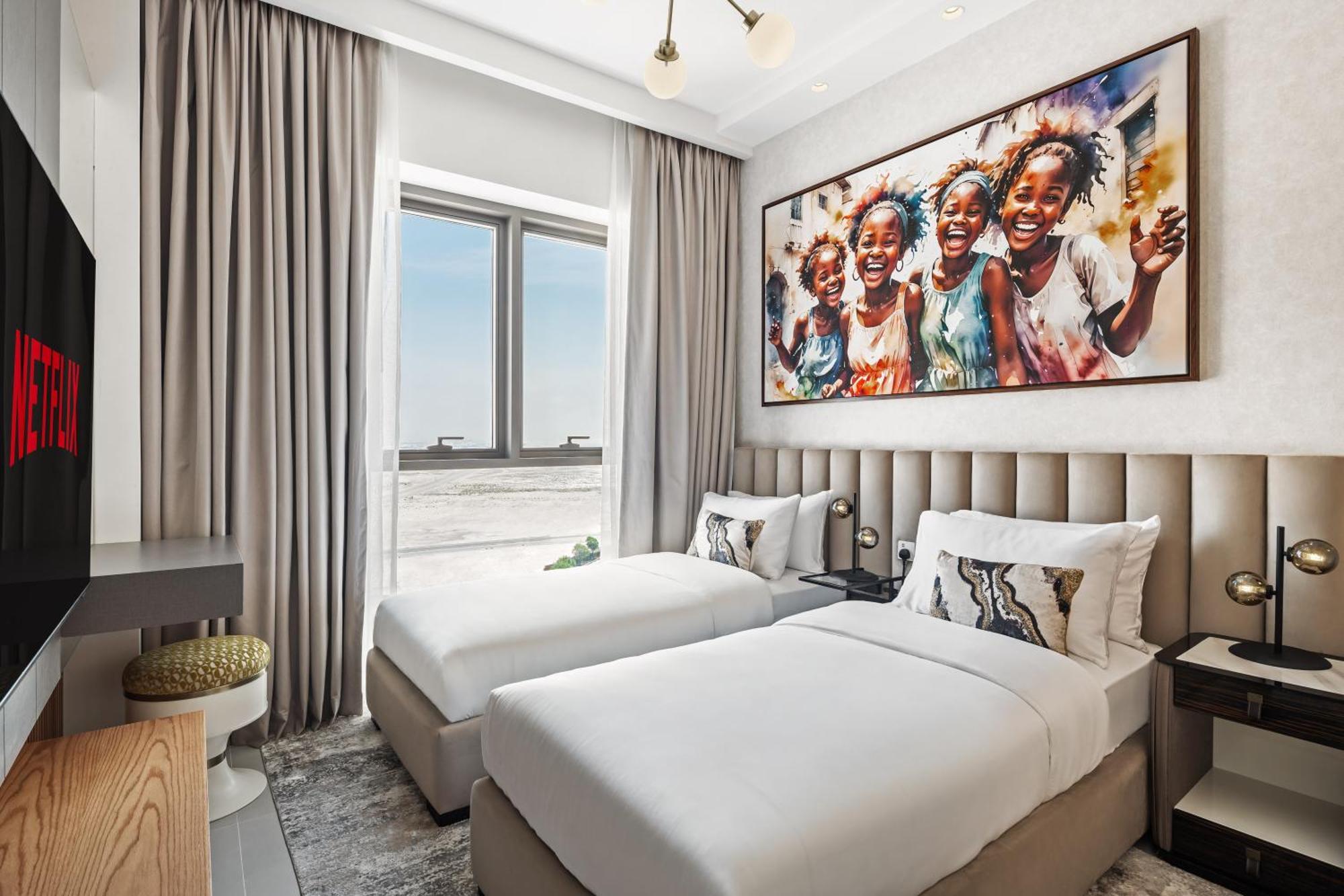 Family Friendly Luxurious Waterfront - By Dustay Apartment Dubai