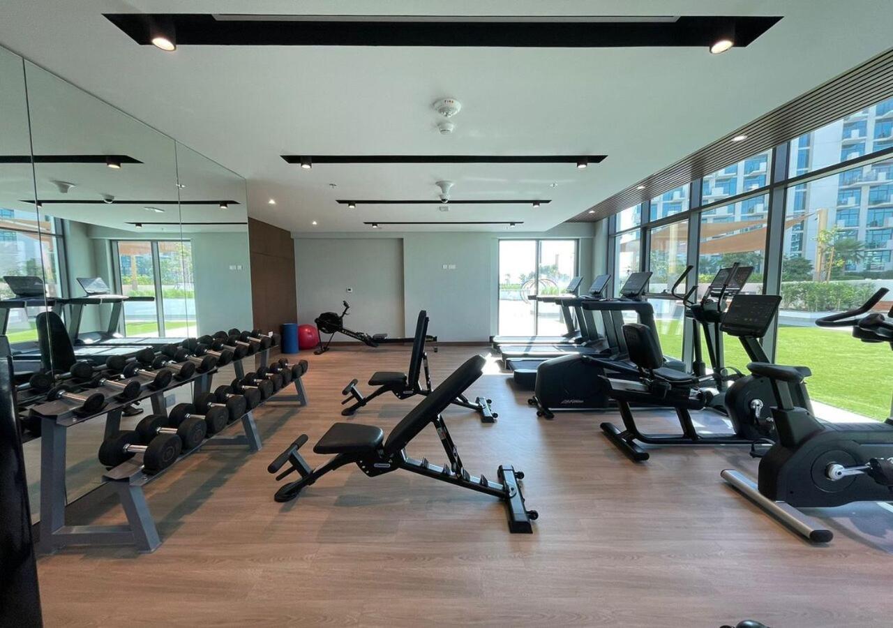 Apartment Greek Views 1 Bedroom Azizi With Terrace Dubai