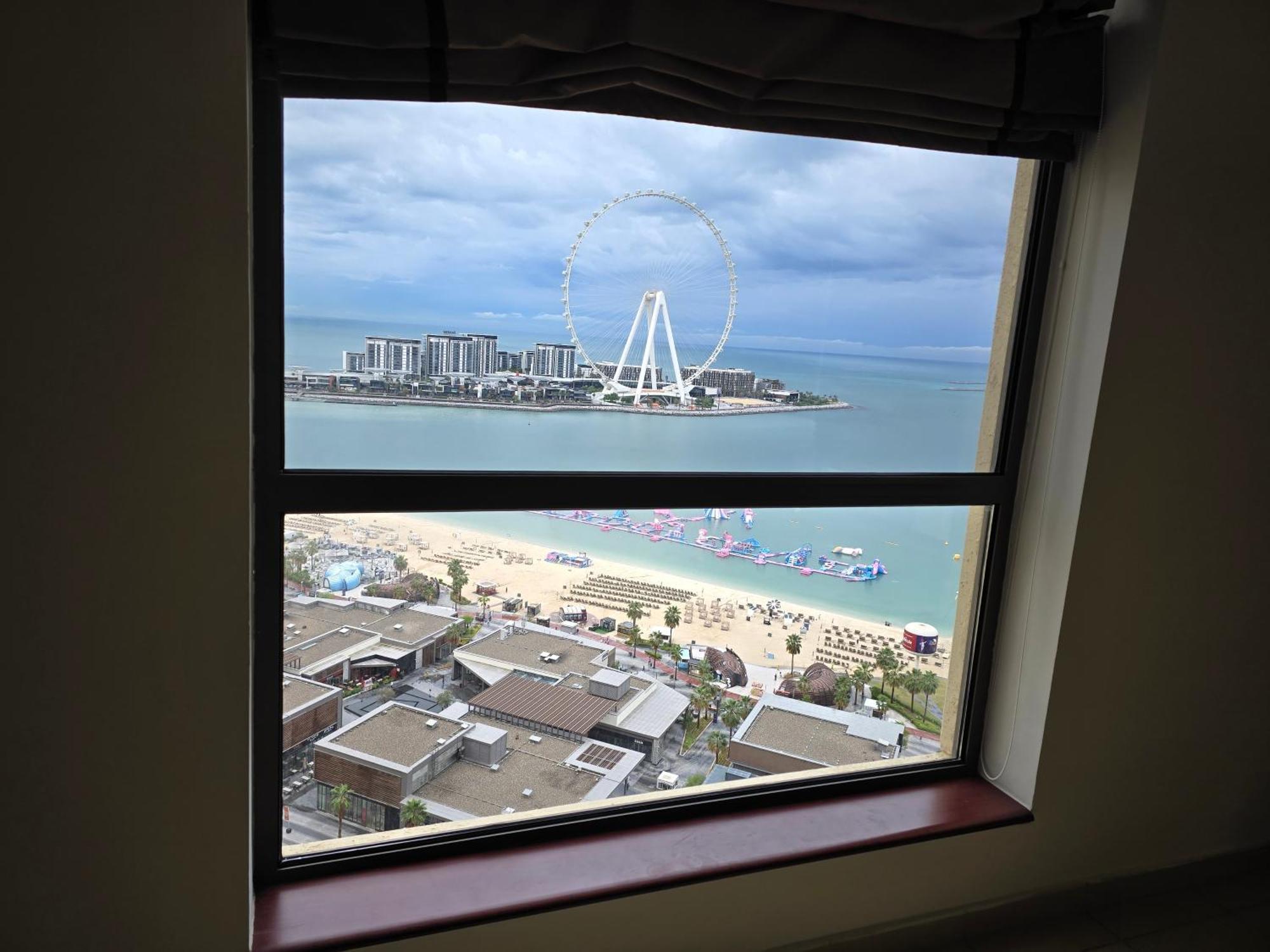 1 World Property, Jbr, Award Winning Hostel, Coliving, Near Metro
