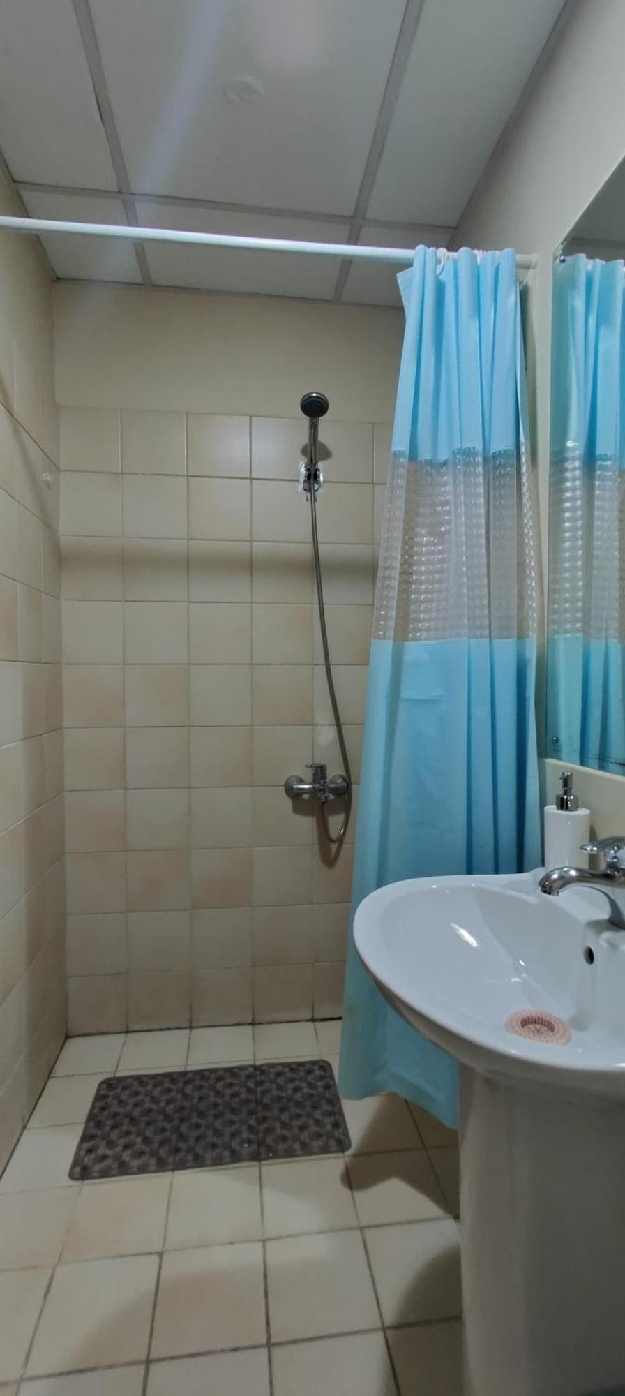 1 World Property, Jbr, Award Winning Hostel, Coliving, Near Metro *