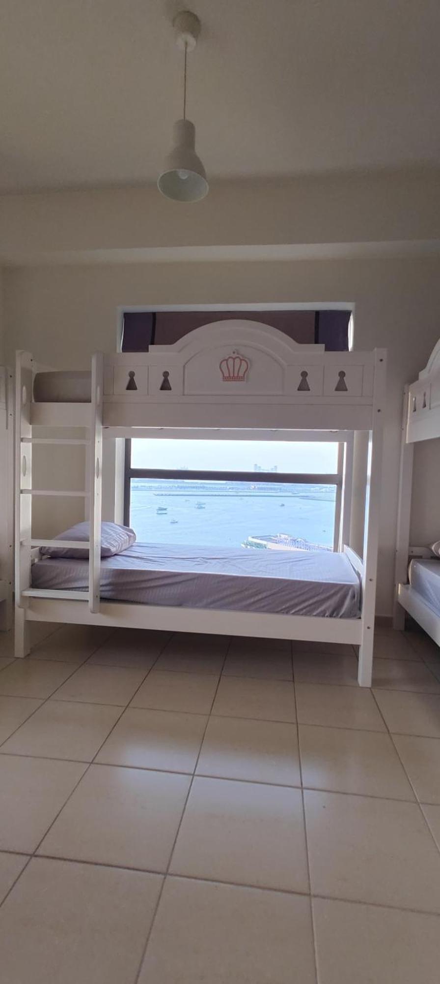 1 World Property, Jbr, Award Winning Hostel, Coliving, Near Metro * Dubai