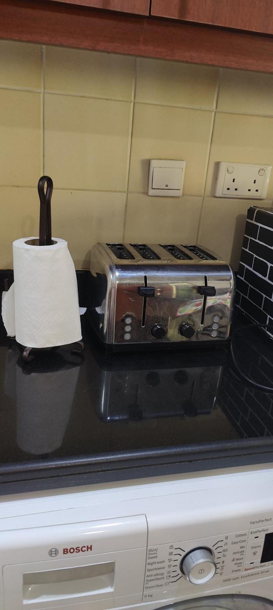 1 World Property, Jbr, Award Winning Hostel, Coliving, Near Metro *