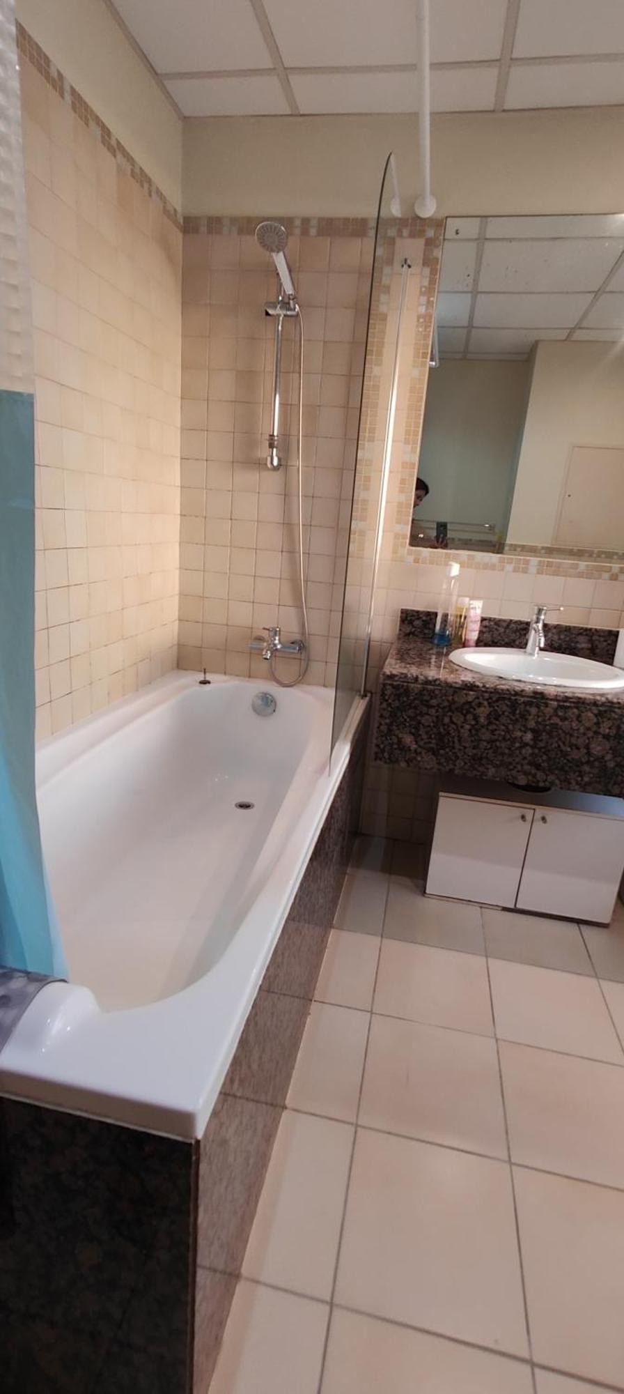 1 World Property, Jbr, Award Winning Hostel, Coliving, Near Metro Hostel Dubai