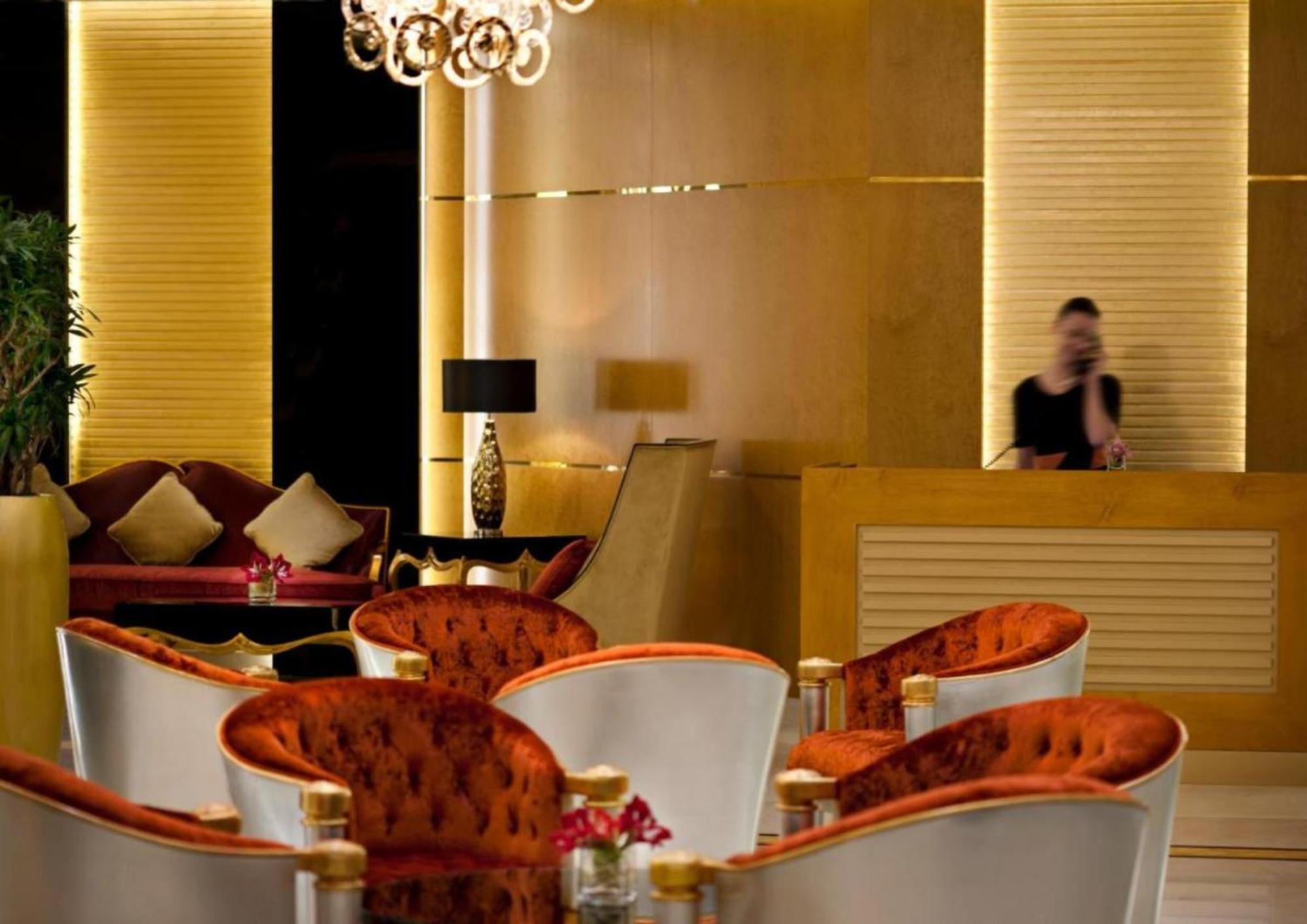 Downtown Luxury - 5 Star Facilities - 5 Min Walk To Mall * Dubai