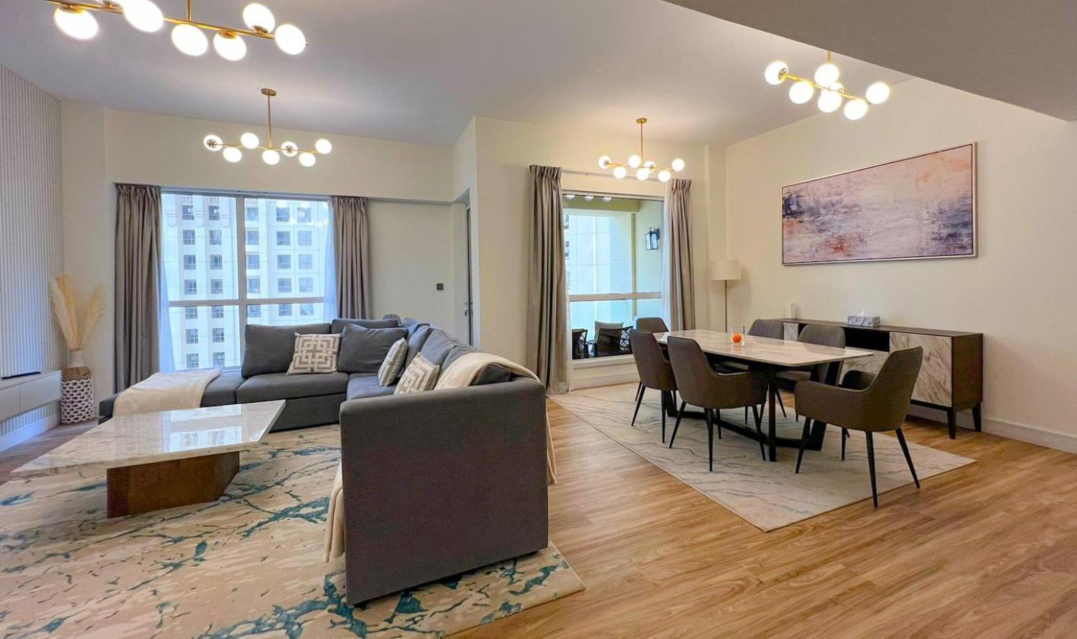 Daire Ultimate Luxury 4-bed Jbr *