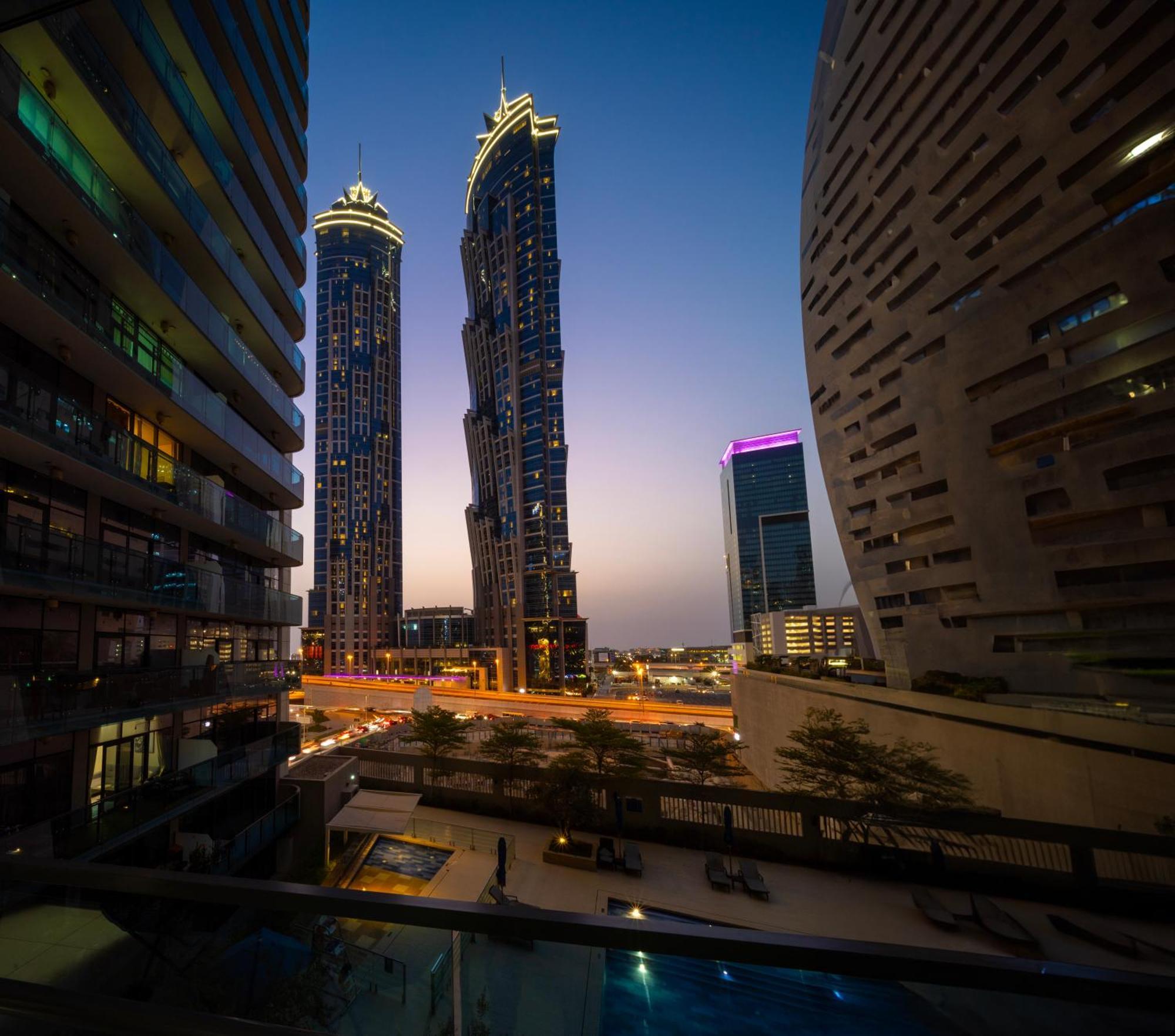 Chic 1br Getaway- 4min Walk To Business Bay Metro & 10min To Burj Khalifa Apartment Dubai