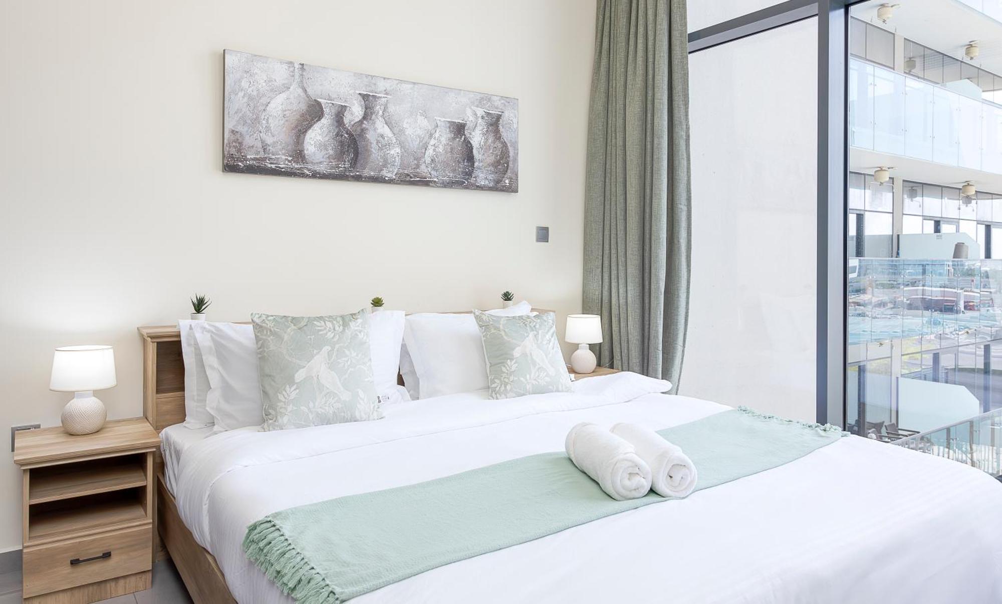 Apartment Chic 1br Getaway- 4min Walk To Business Bay Metro & 10min To Burj Khalifa *