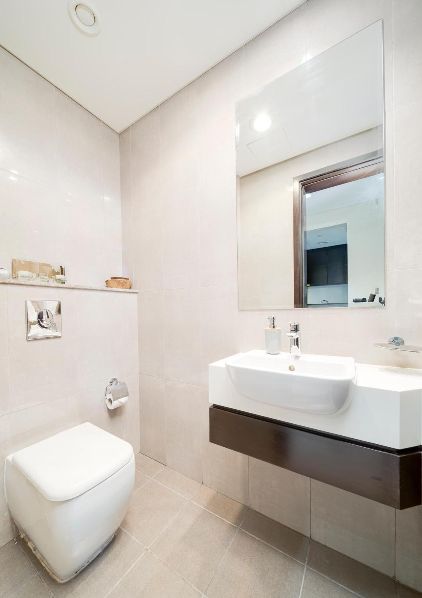Chic 1br Getaway- 4min Walk To Business Bay Metro & 10min To Burj Khalifa Apartment Dubai