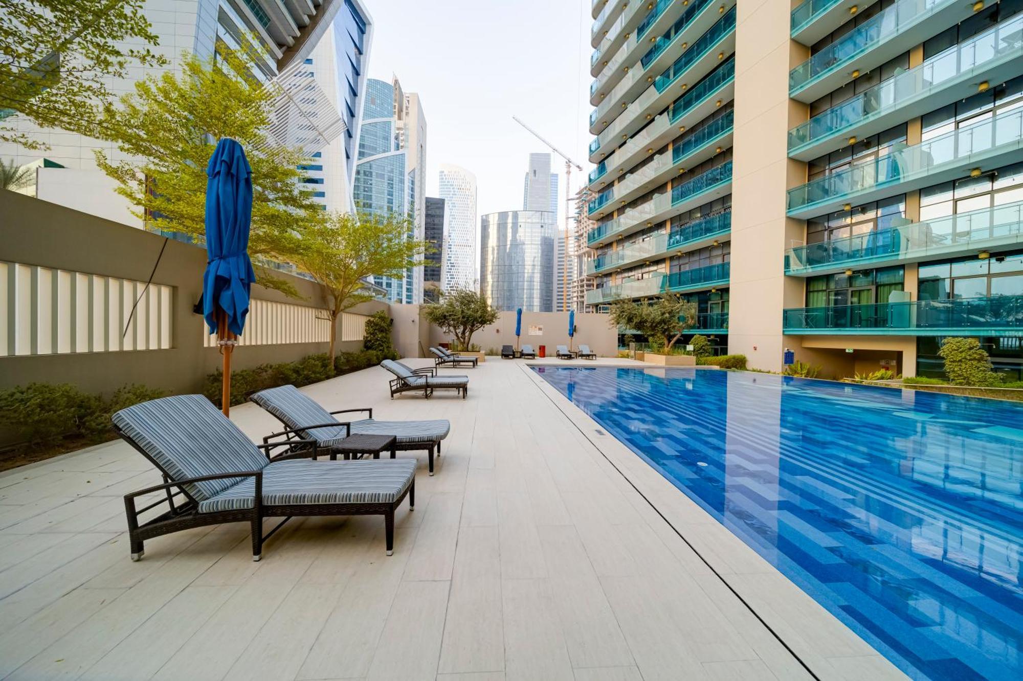 Apartment Chic 1br Getaway- 4min Walk To Business Bay Metro & 10min To Burj Khalifa Dubai