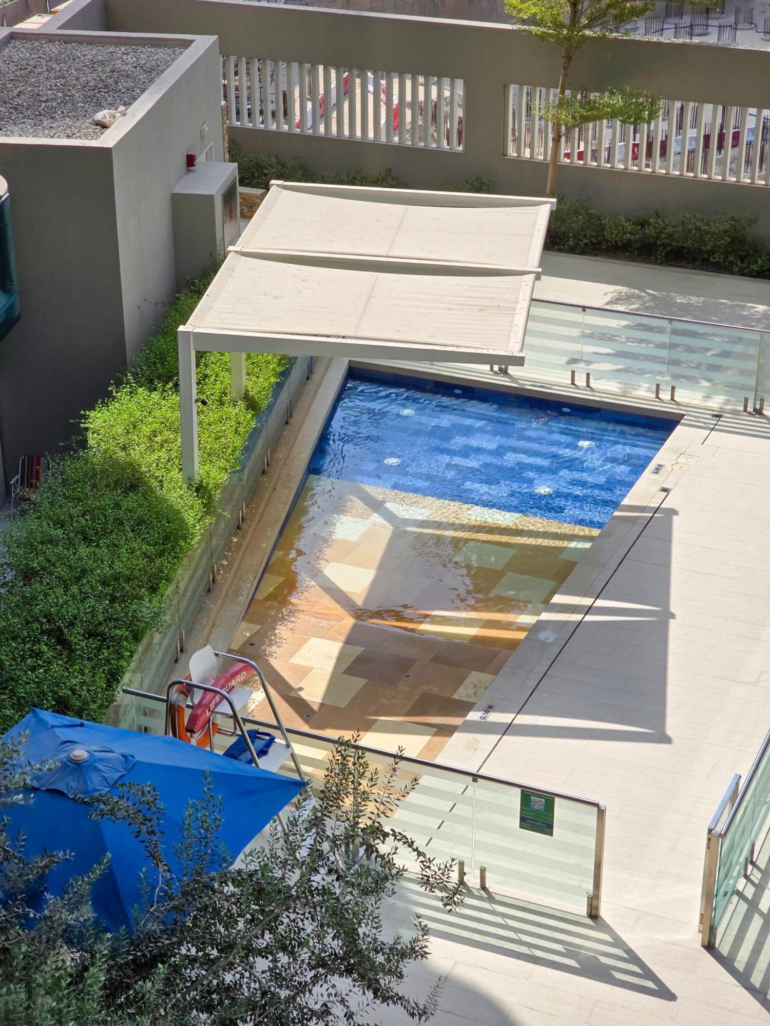 Apartment Chic 1br Getaway- 4min Walk To Business Bay Metro & 10min To Burj Khalifa Dubai