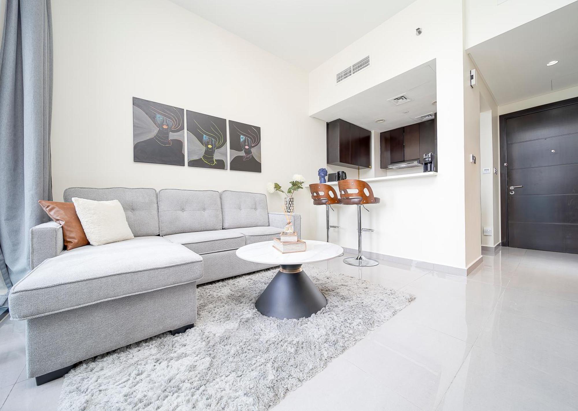 Chic 1br Getaway- 4min Walk To Business Bay Metro & 10min To Burj Khalifa Apartment