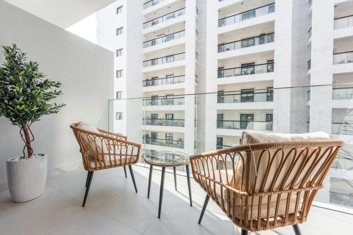 Utterly Breathtaking In Al Furjan Apartment Dubai