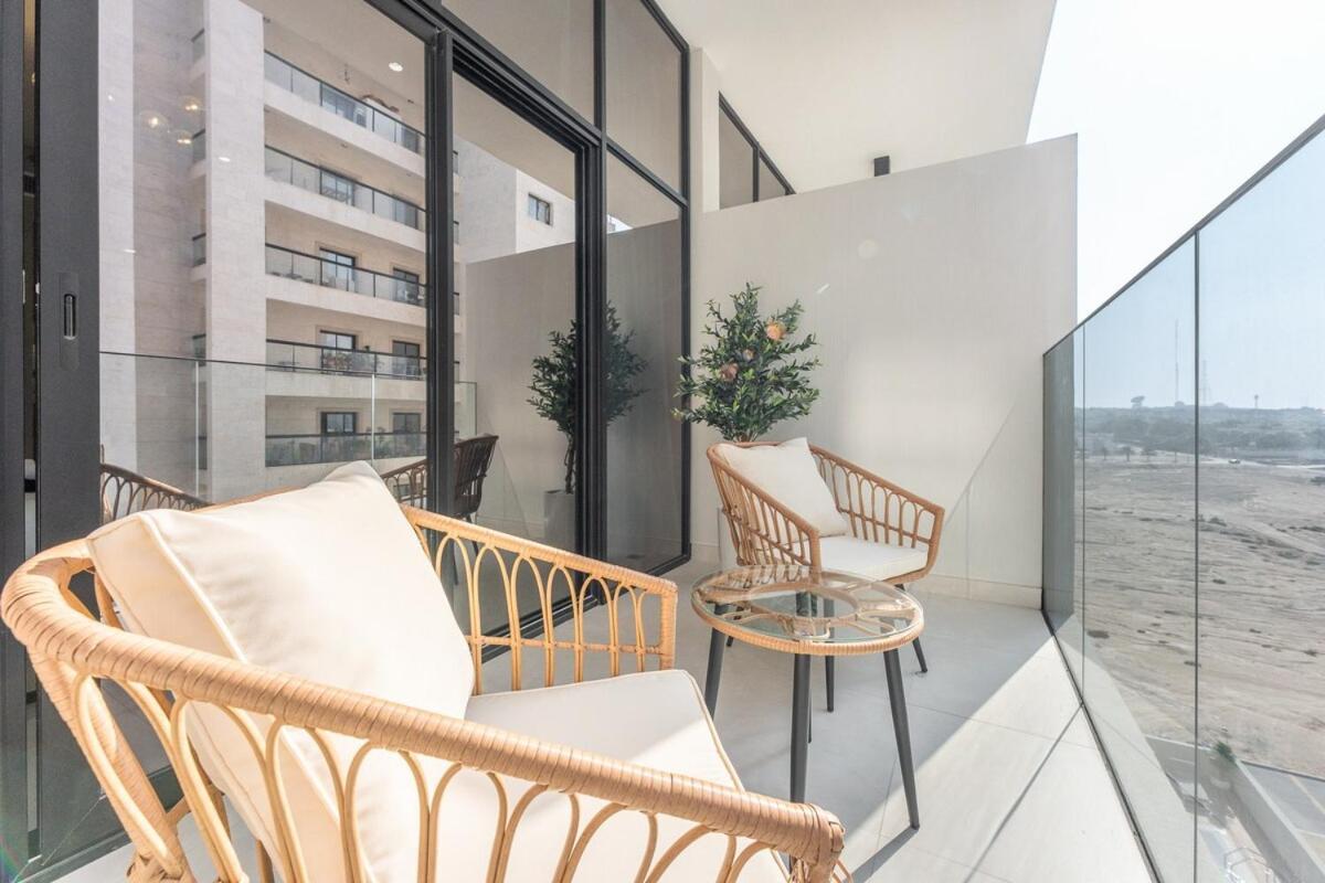 Utterly Breathtaking In Al Furjan Apartment *