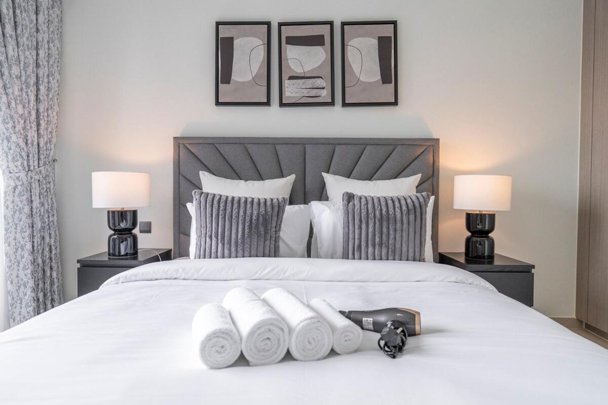 Gorgeous 2-bedroom In Downtown Dubai, Near Burj Khalifa! Apartment