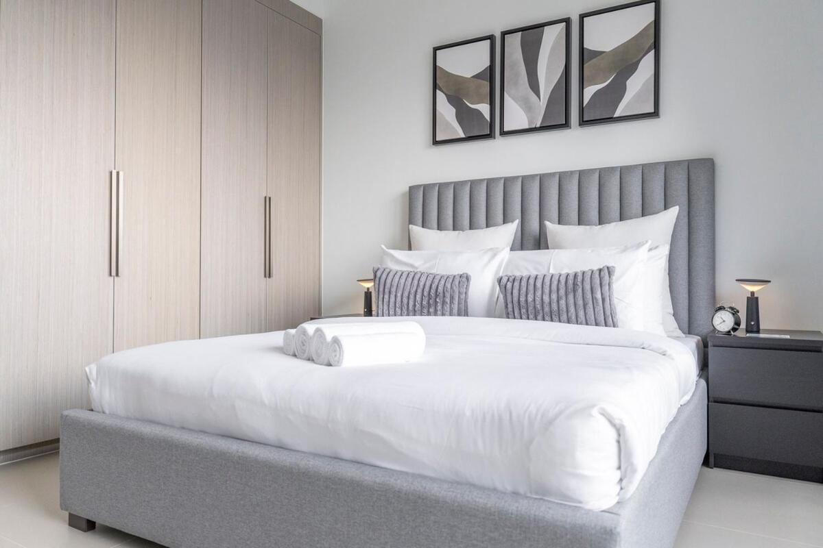 Apartment Gorgeous 2-bedroom In Downtown Dubai, Near Burj Khalifa! Dubai