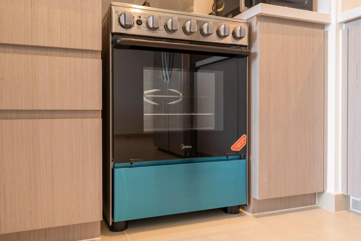 Gorgeous 2-bedroom In Downtown Dubai, Near Burj Khalifa!