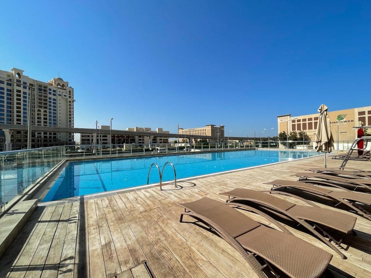 Apartment Sleek Studio At Palm Jumeirah With Ocean Vibes