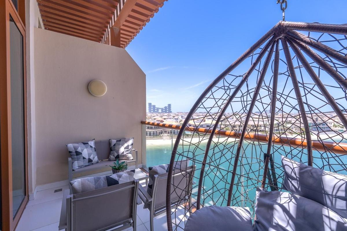 Sleek Studio At Palm Jumeirah With Ocean Vibes Apartment Dubai
