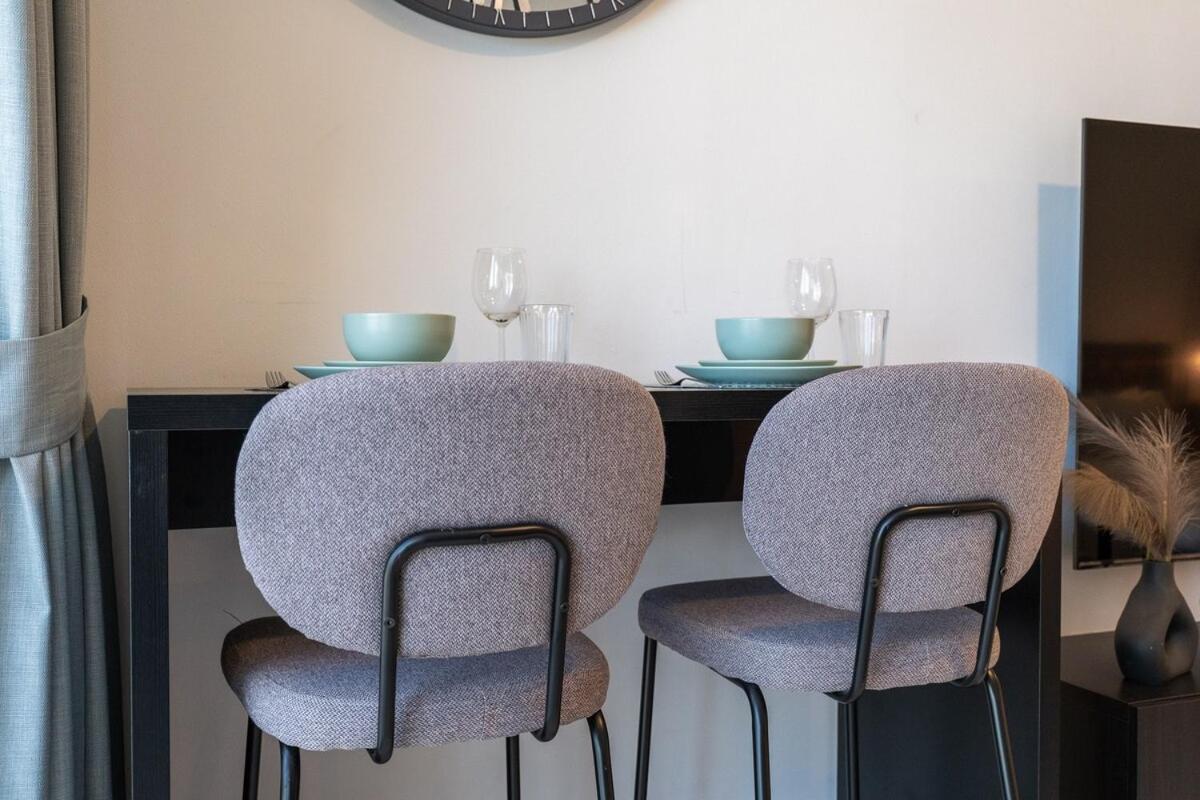 Apartment Sleek Studio At Palm Jumeirah With Ocean Vibes Dubai